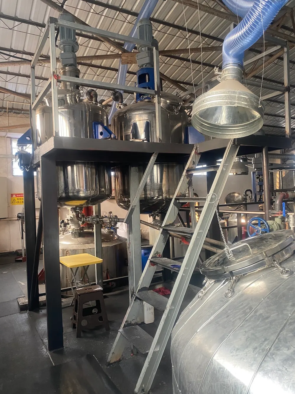 Reactors of different capacities at the Dahua production facility in Foshan